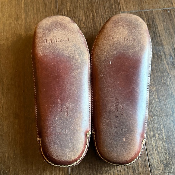 Vintage L.L. Bean hand sewn leather moccasins - Size 9 - Picture 2 of 9